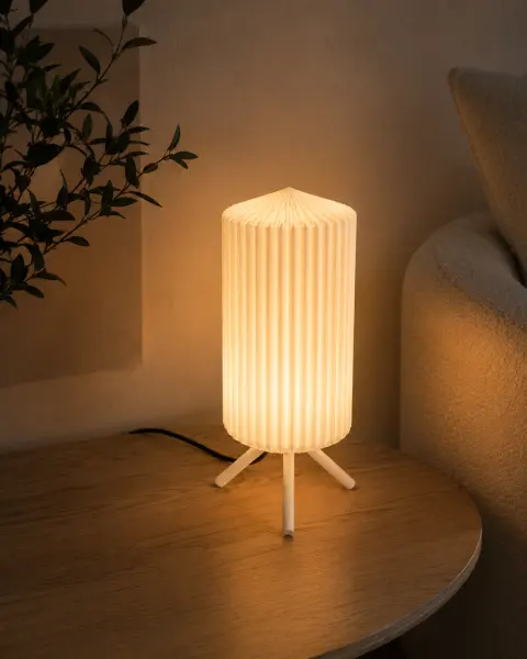 The same Lumhaus lamp follows every stage of this example